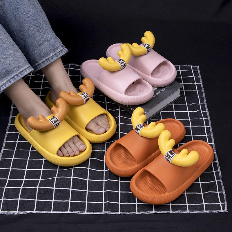 Fawn Sandals Slippers Female Summer Cute Cartoon Household Bathroom Home Slippers Thick bottom  comfortable