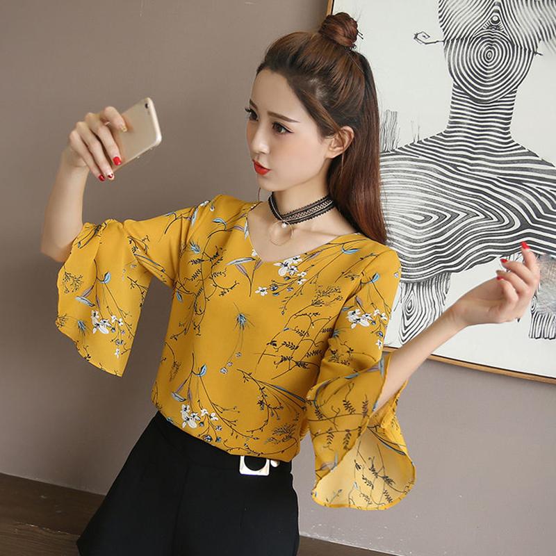 Spring and Summer Floral Chiffon Shirt Women's Shirt Short-sleeved Top Clothes Trumpet Sleeves Thinner Bottoming Shirt Fabric Light and Breathable