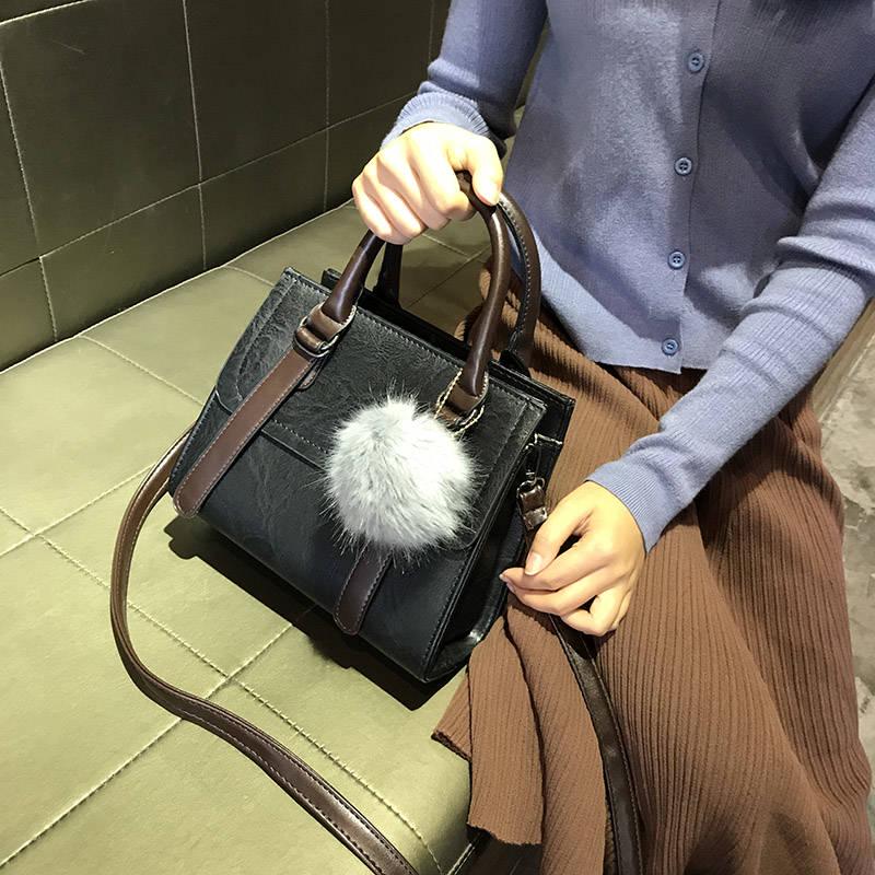 Fashion Handbags Korean Version of The Retro Bag Shoulder Diagonal Bag INS Minimalist Wild Handbag Hundreds of Skin Shoulder Bag