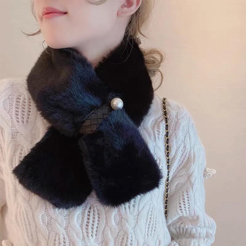 Women's Plush Scarf Imitation Rabbit Fur Collar Thickened Warm Winter Fashion Pearl Collar