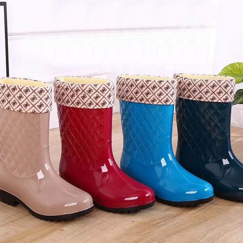 Rain Boots Ladies Mid-tube Warm Rain Boots Non-slip Water Shoes High-tube Rubber Shoes Adult Plus Cotton Boots Overshoes