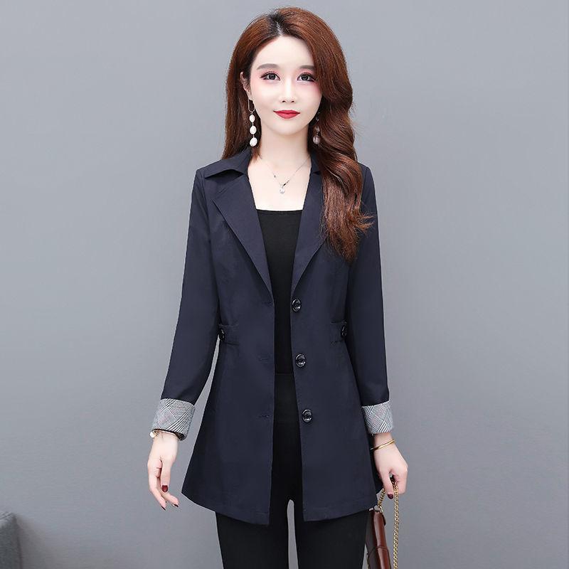 Plus Size Women's Windbreaker Spring Autumn Single Breasted Slim Fashion Casual Raincoat Jacket