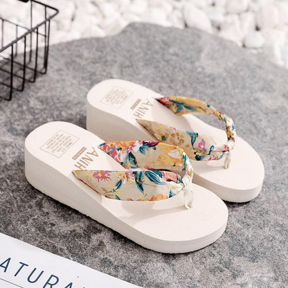 High-heeled Platform Flip-flops Women Summer Korean Version  Non-slip Slope Heel Beach Shoes Wear Women's Sandals  Slippers