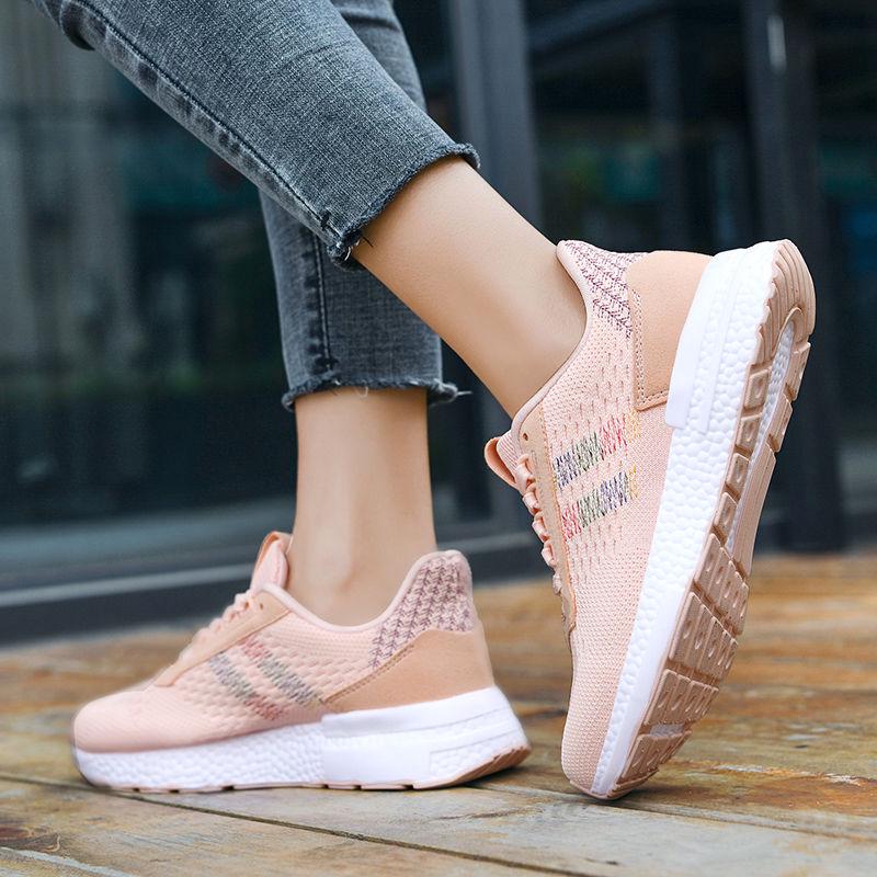 Spring and Summer Men and Women Casual Sports Shoes Lightweight Flat Mesh Breathable Couple  Running Shoes Unisex