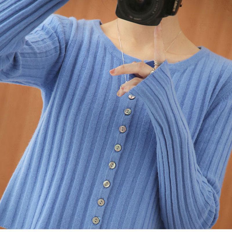 Autumn and Winter Knitted Sweater Fashion Casual Cardigan Jacket Short Long-sleeved Middle-aged Women's Top