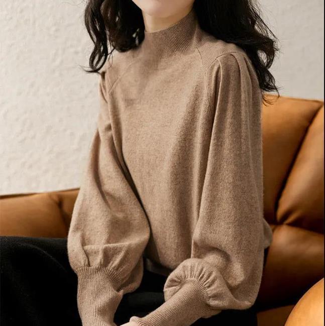 Autumn and Winter Round Neck Ladies Sweater Elegant Temperament Gentle Knit Sweater Versatile Waist Casual Shirt