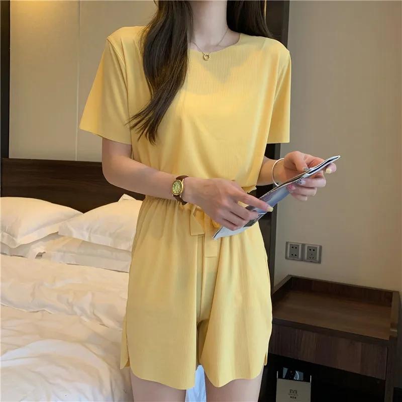 2PCS Women's Summer Ice Silk Cool Short-sleeved Pajamas Set Loose and Short Casual Two-piece T-shirt + Shorts Sports Jogging Suit Home Clothing