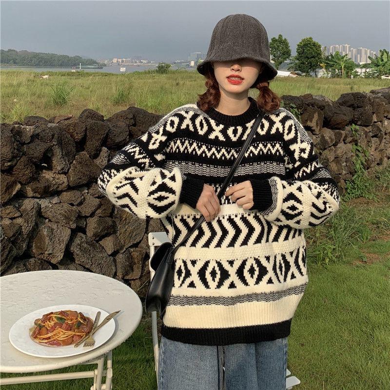 Autumn Winter  Women Fashion Sweater Casual Knitting Sweater Retro All-match Round Neck Pullovers Loose Casual Long Sleeve Sweater