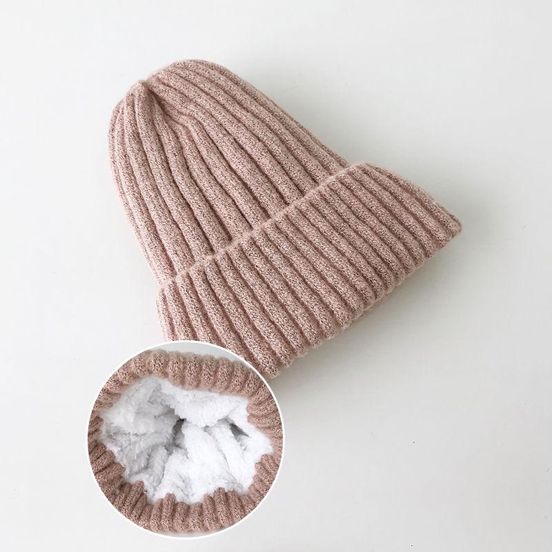 Windproof hat Winter Warm hat Thick hat Fashion Woman hat Plush Cotton hat Trendy wild hat