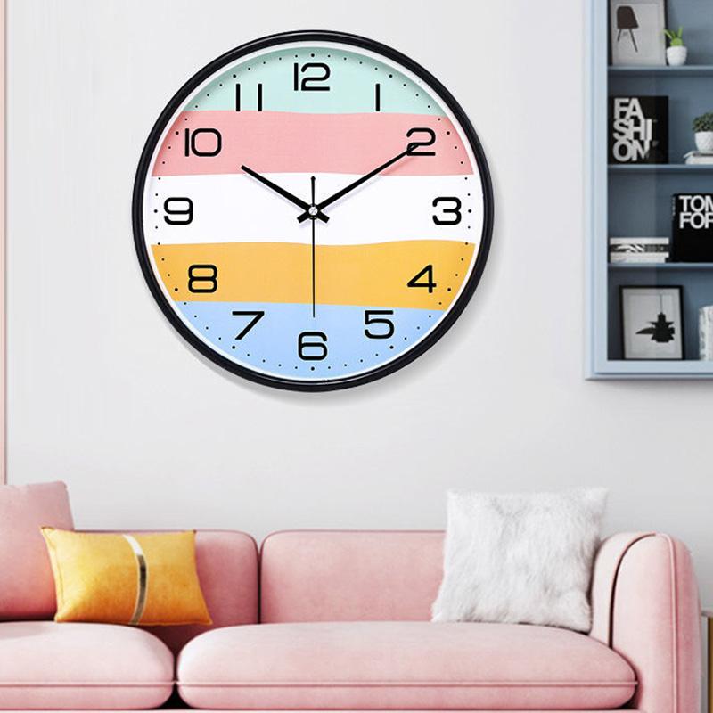 Punch-free Nordic Wall Clock Living Room Clock Modern Minimalist Atmosphere Creative Fashion Ultra-quiet Bedroom Clock Home