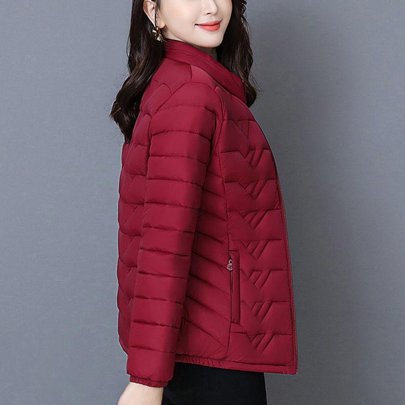 Women's Short Lightweight Down Padded Jacket New Fashion Winter Small Padded Jacket Slim Ladies Padded Jacket