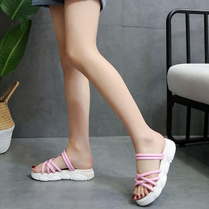 Summer Sports Slippers Female Korean Fashion Thick-soled Sponge Cake Student Wild Bear Outdoor Beach Shoes