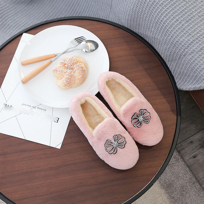 Winter Shoes Women Plus Velvet Flat-bottomed Fur Shoes Soft-soled All-match Moccasin Shoes Warm Women's Cotton Shoes