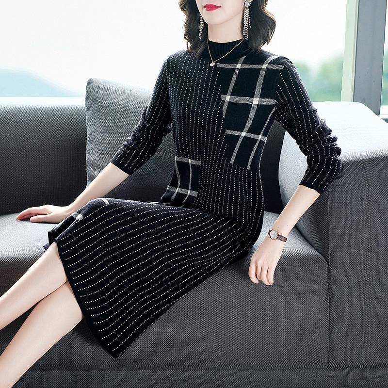 Dress Mid-length Autumn and Winter Knitted Long-sleeved High-end Bottom Stitching Skirt with Coat