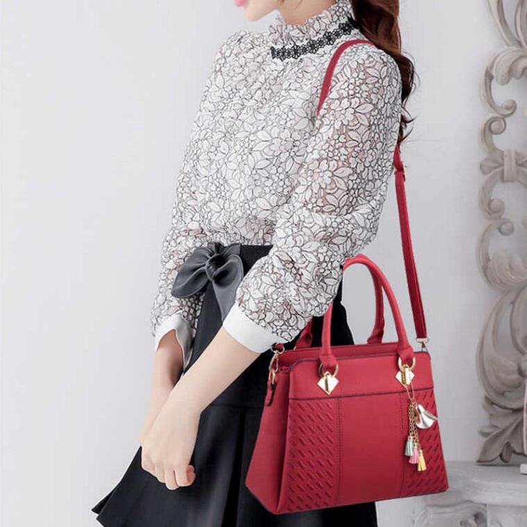 Patent leather bag Big capacity Woman bag European and American style Shoulder Handbag Trendy wild