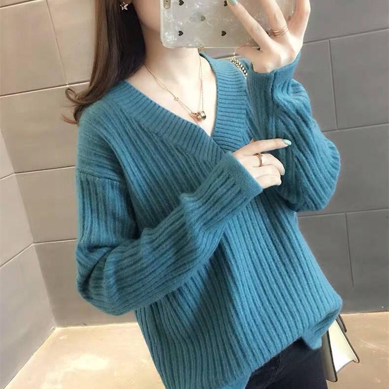 Autumn V-Neck Sexy Knitted Sweater Women Pullovers and Sweater Pullover Winter Women Loose Sweaters