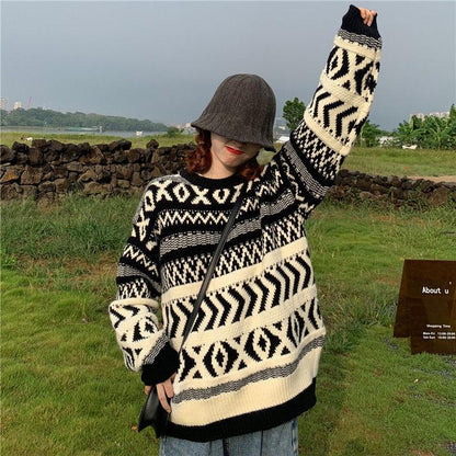 Autumn Winter  Women Fashion Sweater Casual Knitting Sweater Retro All-match Round Neck Pullovers Loose Casual Long Sleeve Sweater