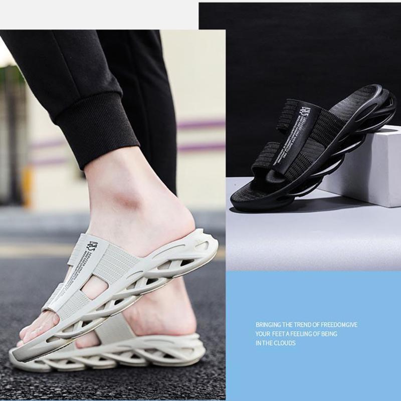 2020 Summer Slippers Men's Outdoor Trend Personality Flip Flops Casual Sandals and Slippers Wear Ins Sandals