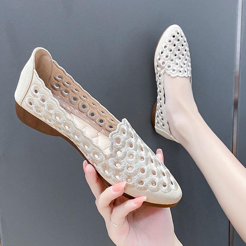 Embroidered Hollow Tendon Bottom Casual Small Shoes Retro Sneakers Moccasin Shoes Slip-on Lazy Shoes Pregnant Women's Shoes