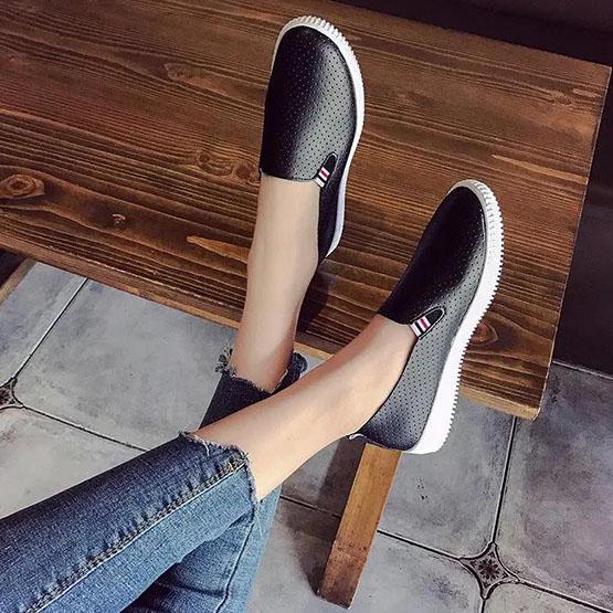 Women's Spring and Summer Large Size Soft Sole Flat Shoes Autumn Solid Color Breathable Casual Soft Leather Shoes