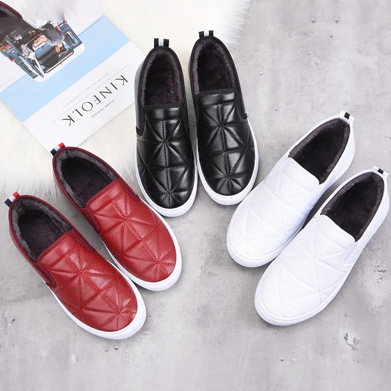 Female Winter Plush Thickened Flat Bottomed Cotton Shoes Women's Solid Color Leather Waterproof Casual Shoes