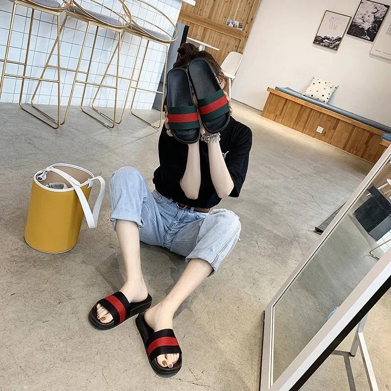 Women's Summer Slippers Bath Slippers Indoor Non-slip Flip Flops Ins Wear Sandals and Slippers Ladies Bathroom Bath Shoes