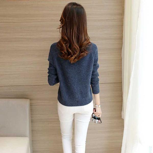 Autumn and Winter Knitted Sweater Short Round Neck Loose Top Simple Long-sleeved Women's Bottoming Shirt