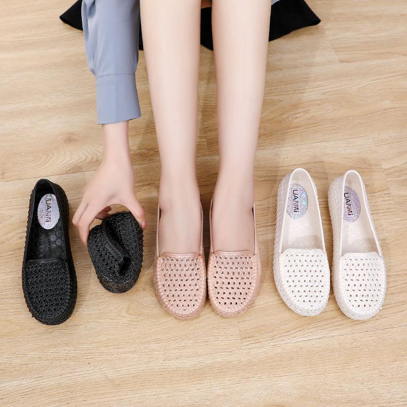 Summer Sandals Female Hollow Baotou Flat Non-slip Nurse Shoes Female Soft Sole Casual Solid Color Breathable Mother Hole Shoes