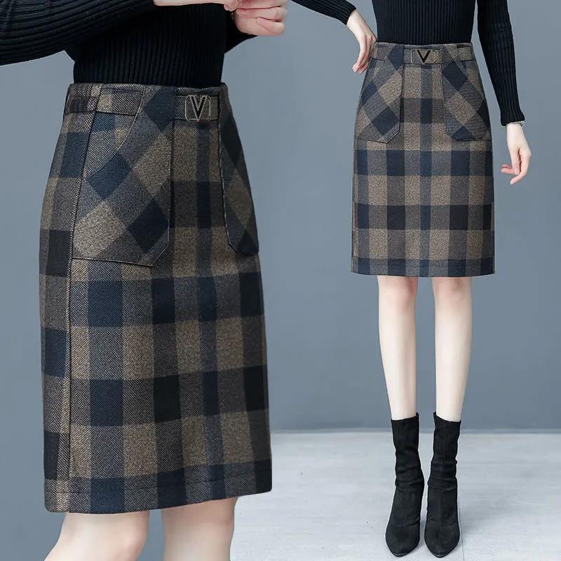 Autumn and Winter Woolen Plaid Skirt Women's High Waist Small Temperament A-line One Step Hip Skirt