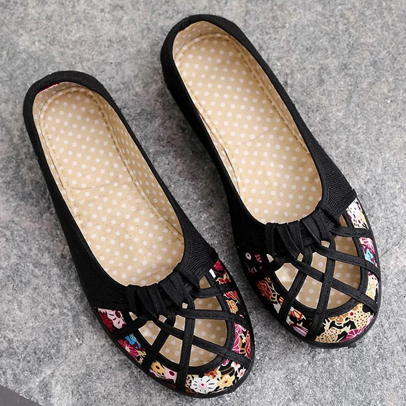 Women's Hollow Out Single Shoes Non-slip Soft Bottom Woven Sandals Middle-aged Elderly Mother's Casual Shoes Slip-on Flat Shoes Old Beijng Cloth Shoes