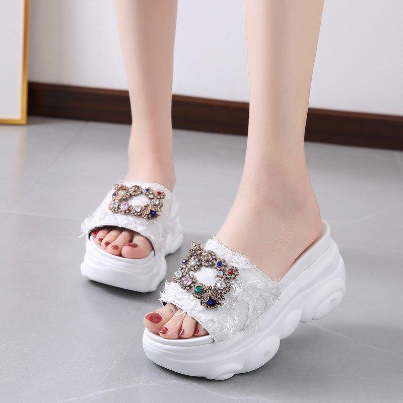 Summer wear slippers female net red ins sandals fashion wild thick bottom sponge cake half dragging