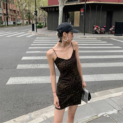 WTEMPO Summer Women's Leopard Dress Sleeveless V-Neck High Waist Woman Dresses Skinny Elegant Lady Sexy Dress for Female S-L