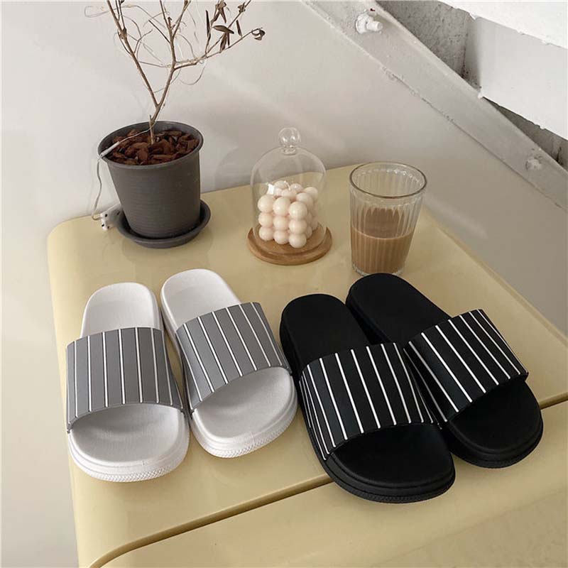 Slippers Women's Summer Wear Home Non-slip Flat Beach Shoes for Student Couples