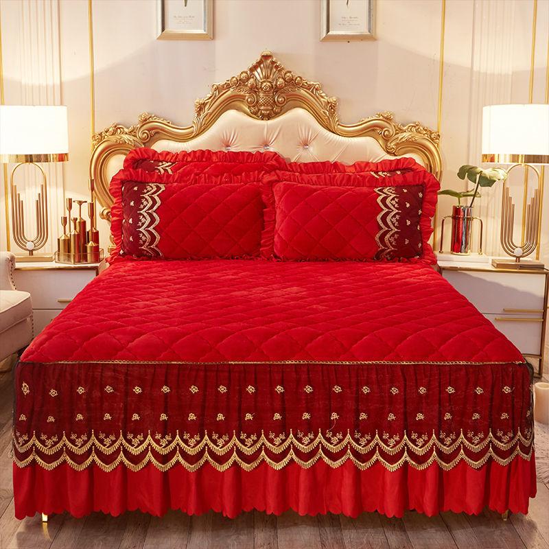 3pcs/set High-grade Crystal Velvet Bed Skirt Pillowcases Three-piece Anti-skid Warm Bedspread Thickened  Bedding