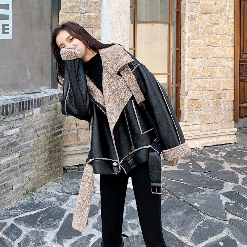 Winter Fashion Cool Plus Cotton Women's Warm Lamb Wool Short Coat Thicked Motorcycle Leather Coat Big Lapel Jacket Girl Winter Clothes Parka Coat