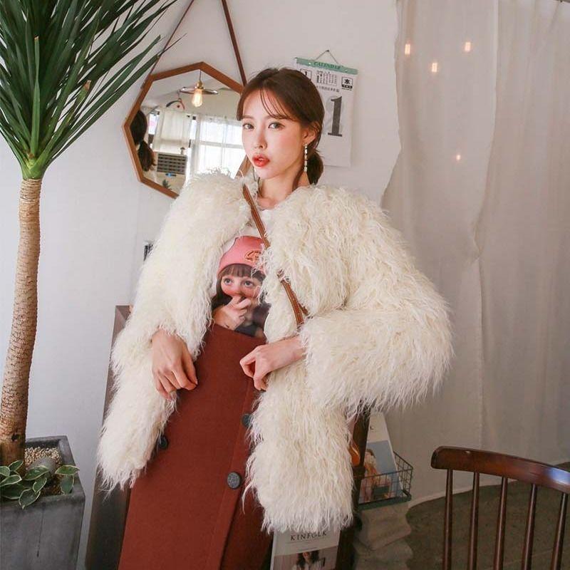 Autumn and Winter Beach-like Wool Fur Coat Women's Mid-length Lamb Fur Coat  Hairy Women's Thin Coat