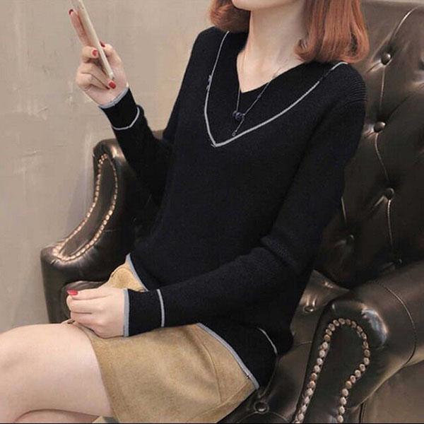 Autumn and Winter V-neck Sweater Pullover Short Loose Bottoming Shirt All-match Sweetheart Neck Female Top