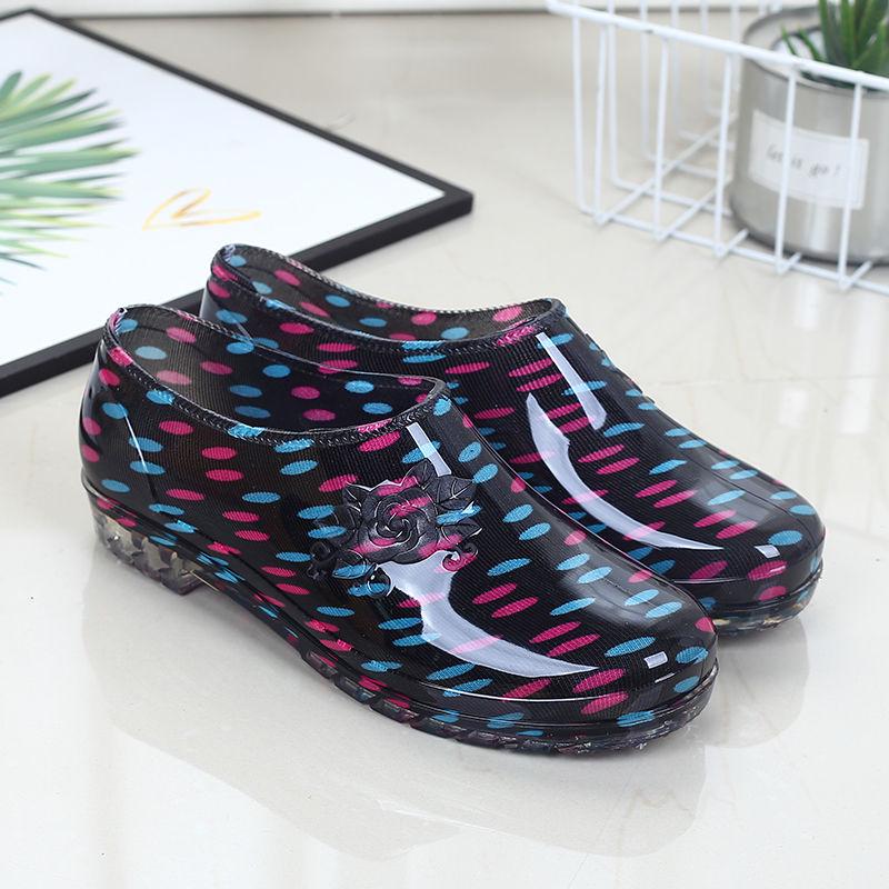 Spring and Summer Rain Boots Women's Fashion Low-top Boots Short Tube Kitchen Non-slip Water Shoes Shallow Mouth Work Shoes Rubber Shoe Covers