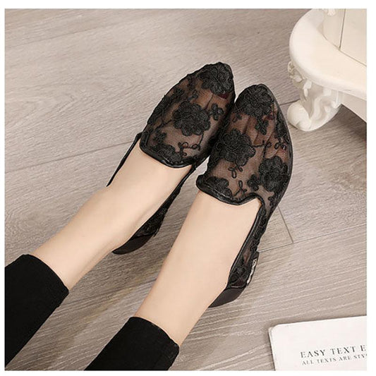 Summer Fashion Mesh Hollow Sandals Women Flat-bottom Non-slip Ethnic Lace Embroidered Mother Shoes Women's Shoes