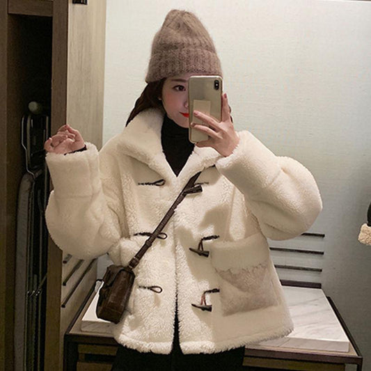 Winter All-match Age-reducing Lamb Fur Coat with Horns Buckle Female Thickened Warm Furry Short Fur Coat