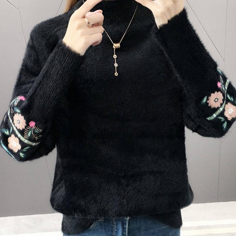 Large Size Sweater Water Velvet Round Neck Sweater Cashmere Warm Sweater Winter Ladies Long Sleeves