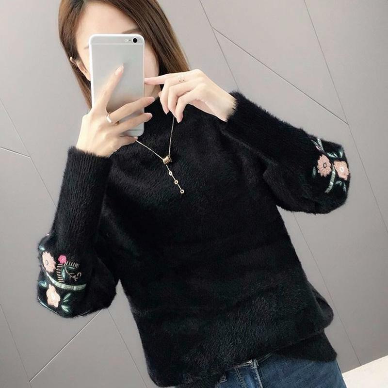 Large Size Sweater Water Velvet Round Neck Sweater Cashmere Warm Sweater Winter Ladies Long Sleeves