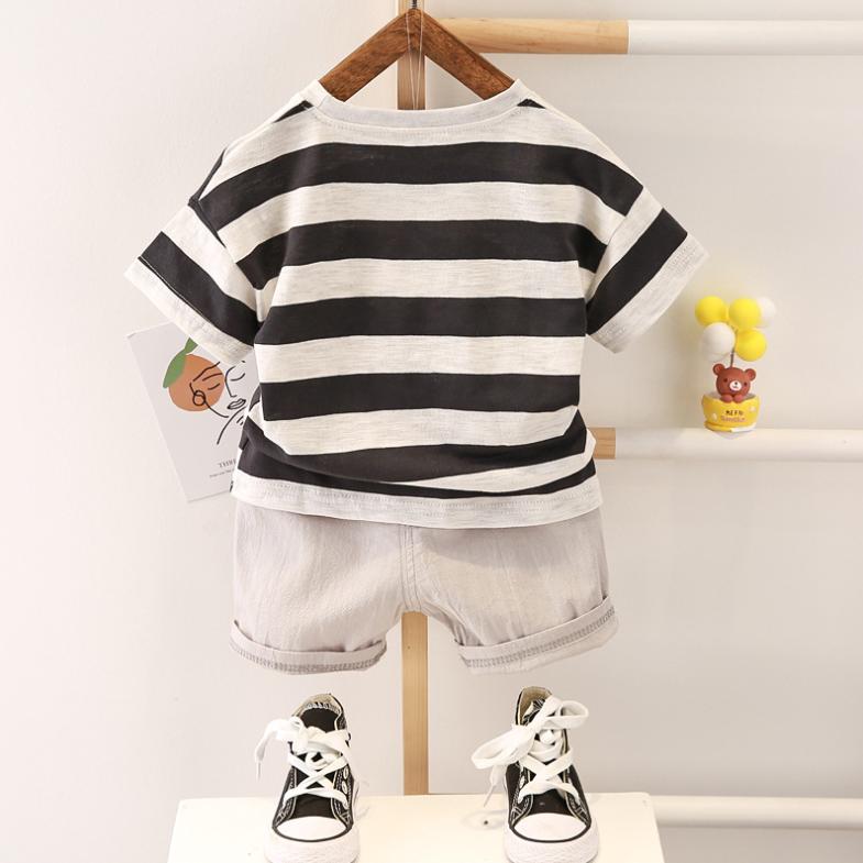 Summer Korean Short Sleeve Children's Suit Boys' and Girls' 0-4-year-old Round Neck Striped T-shirt Shorts Two-piece Children's Suit