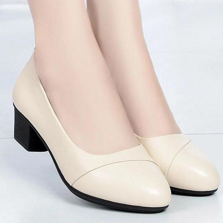 Women's Spring and Autumn Single Shoes Shallow Mouth Round Toe Soft Leather Shoes Soft Sole Low Heels All-match Work Shoes