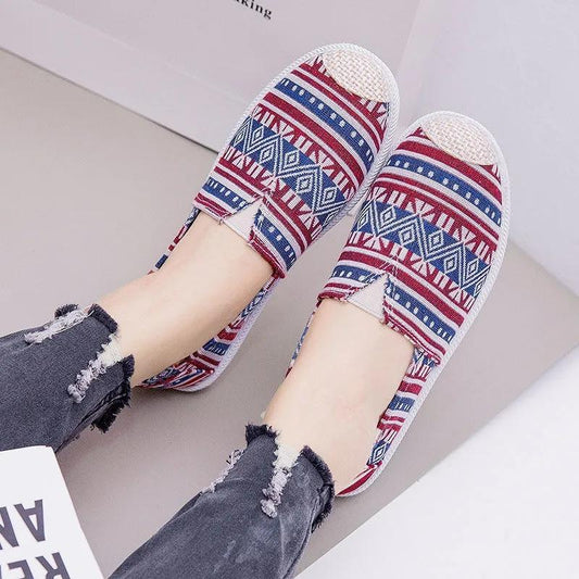 Canvas Shoes Old Beijing Cloth Shoes Women's Slip on Flat Shoes Soft Flat All-match Casual Sneakers Working Shoes