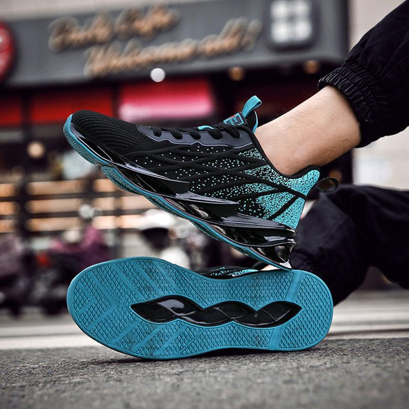 Men's Clearance Running Shoes Lightweight Running Shoes for Spring and Summer Soft Sole Mesh Breathable Sneakers