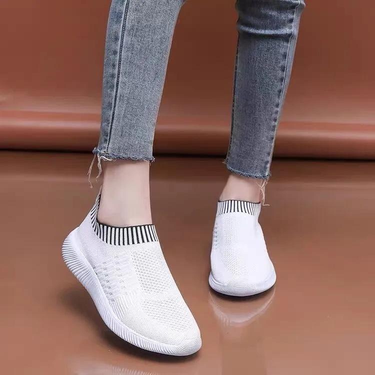 Flying Woven Flat Shoes Women's Spring Youth All-match Slip on Sneakers Hollow Breathable Surface Running Casual Sports Shoes