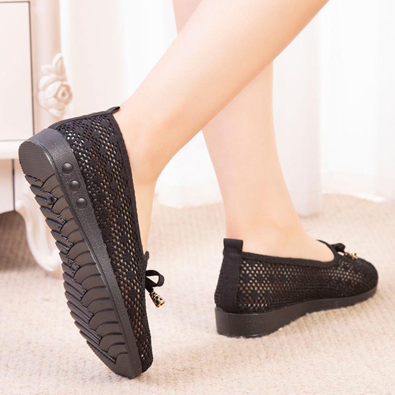 Summer Old Beijing Cloth Shoes Women's Net Shoes Breathable Mesh One-foot Mother Shoes Shallow Mouth Non-slip Casual Shoes Women