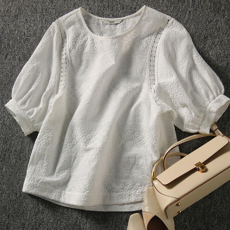 Summer Fashion Women's Lantern Sleeve Loose Shirts Embroidery Cotton Lace O-neck Casual Blouses Plus Size