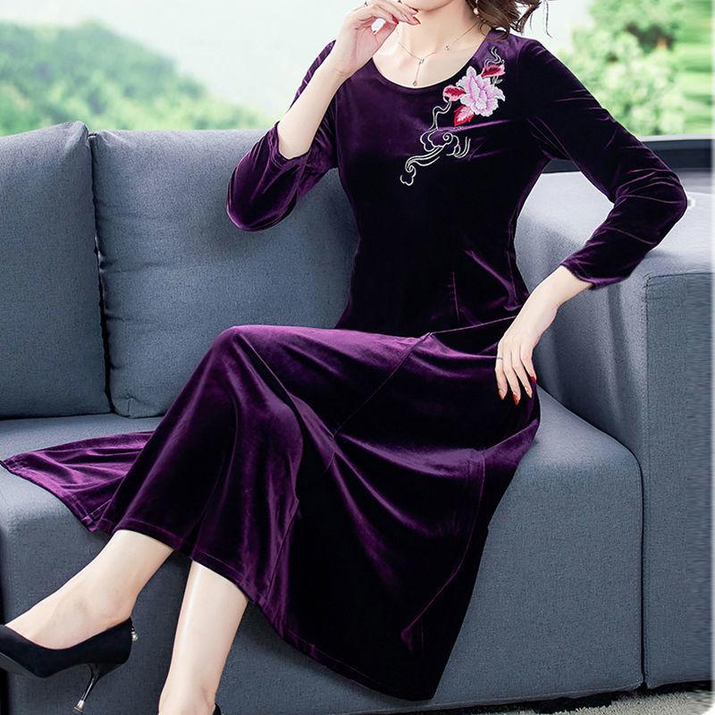 Gold Velvet Women's Mid-length Dress Round Neck  Slim Fit Covering Belly Plus Size Mother Skirt Women's Clothing